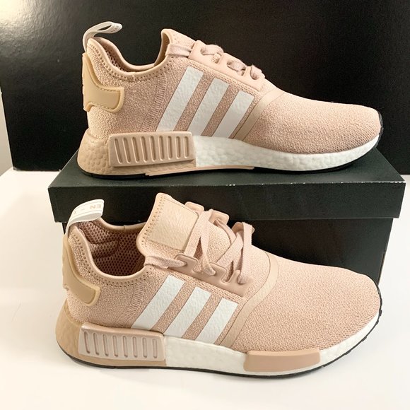 women's nmd r2 casual sneakers ash pearl